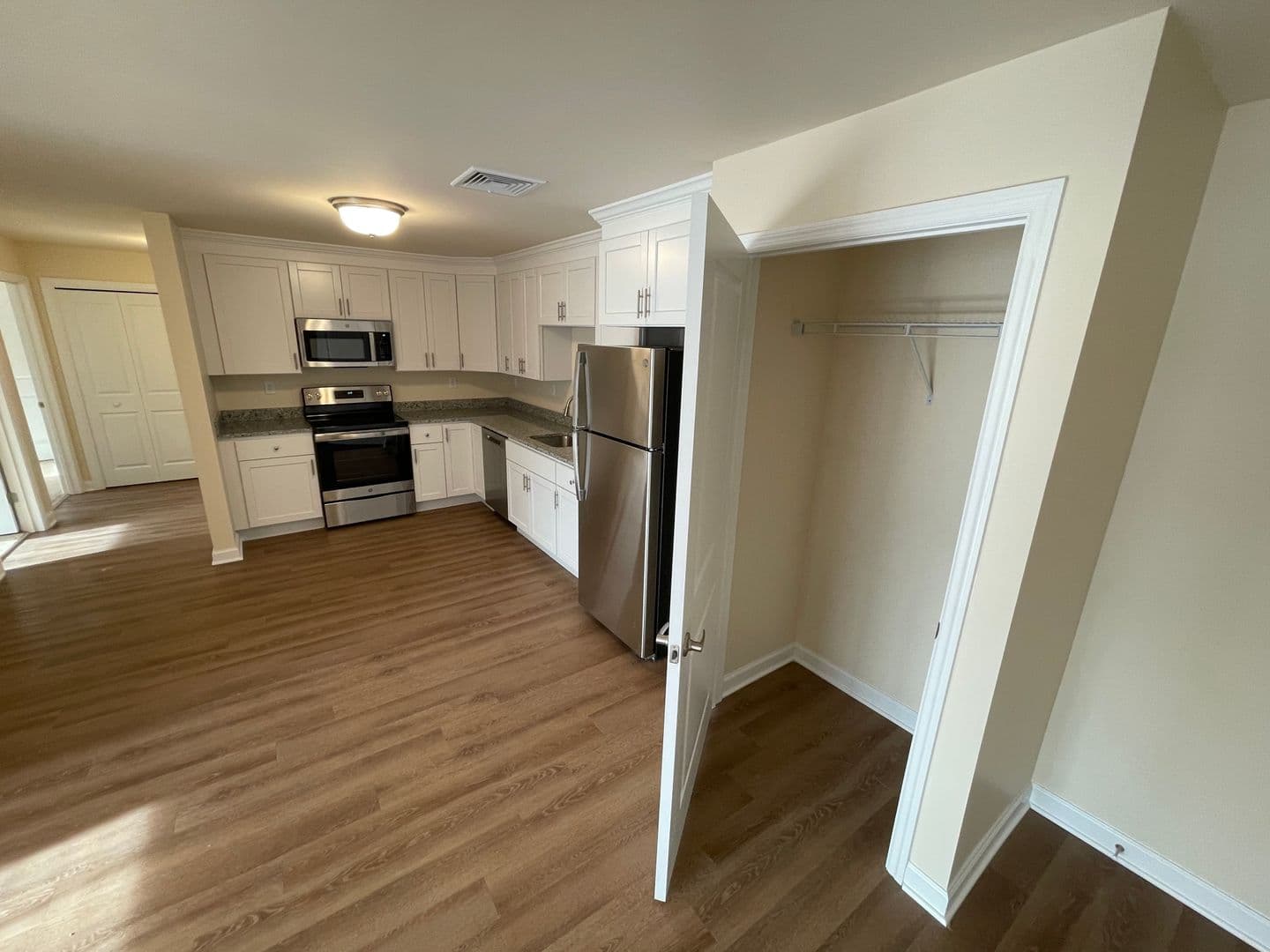 Schenectady Apartment: 540 Northend Drive