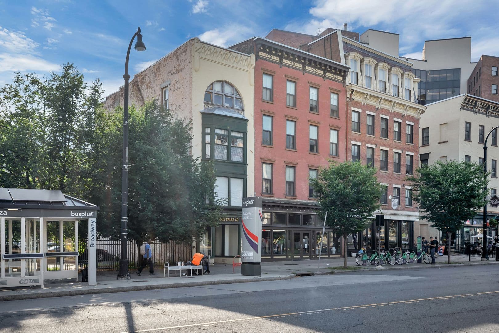 Albany Apartment: 402 Broadway