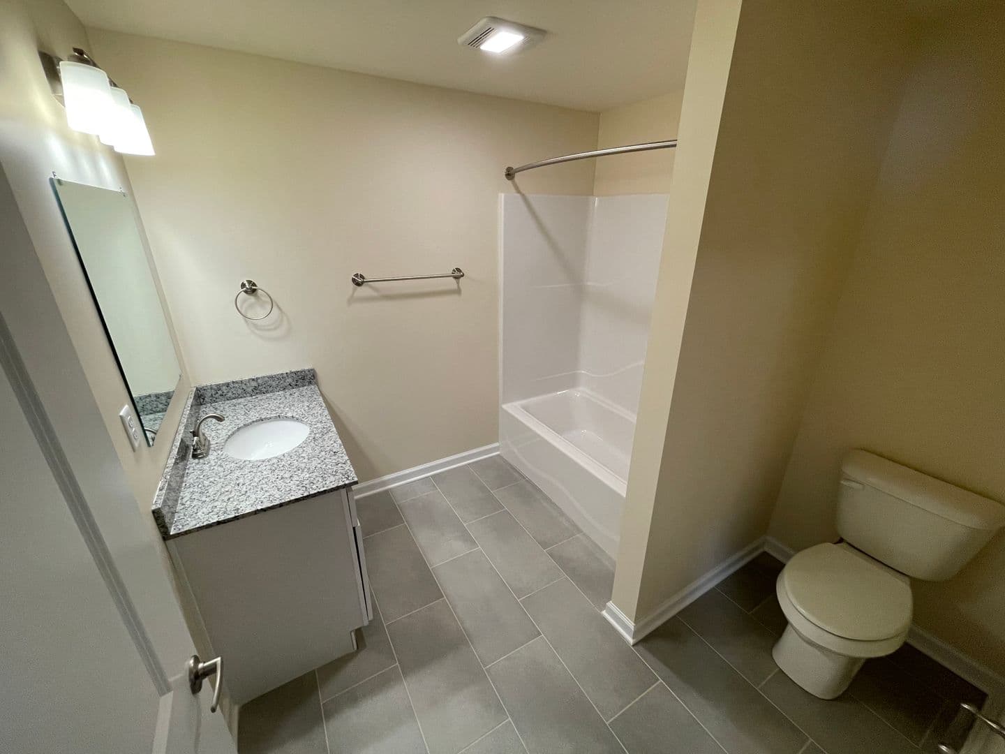 Schenectady Apartment: 540 Northend Drive