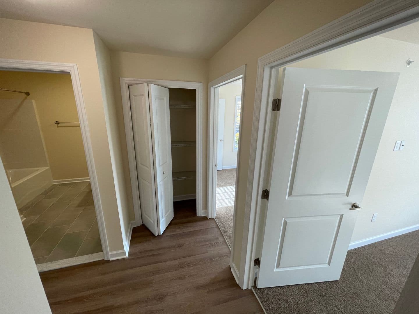 Schenectady Apartment: 540 Northend Drive