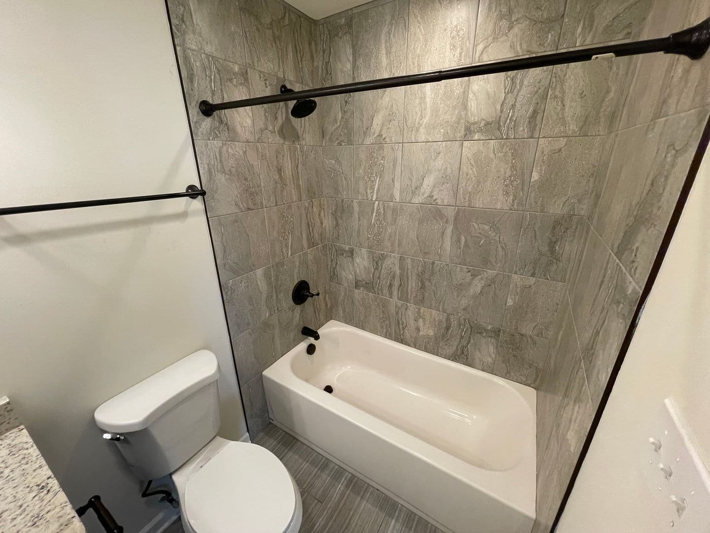 Albany Apartment: 99 Pine Street