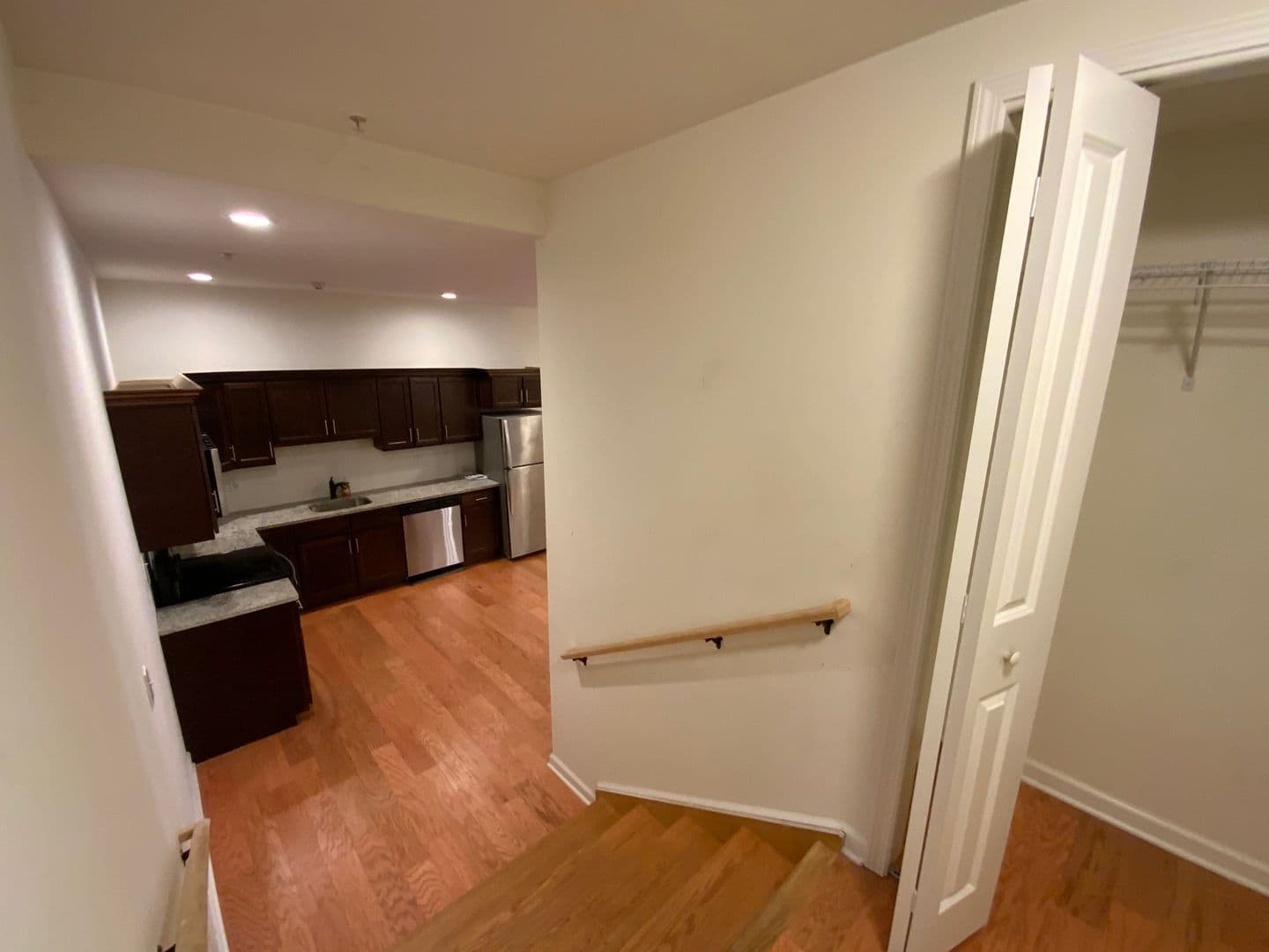 Albany Apartment: 99 Pine Street