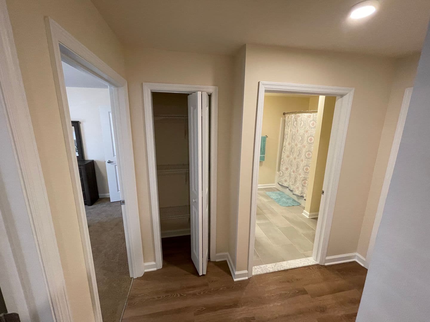 Schenectady Apartment: 540 Northend Drive