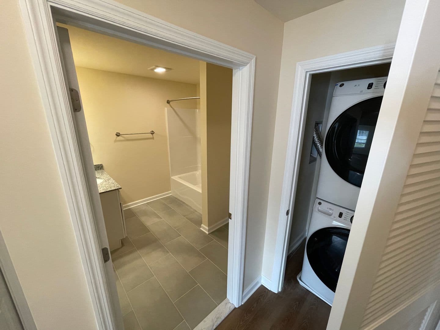 Schenectady Apartment: 540 Northend Drive