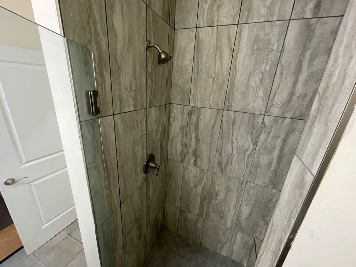 Albany Apartment: 883 Broadway