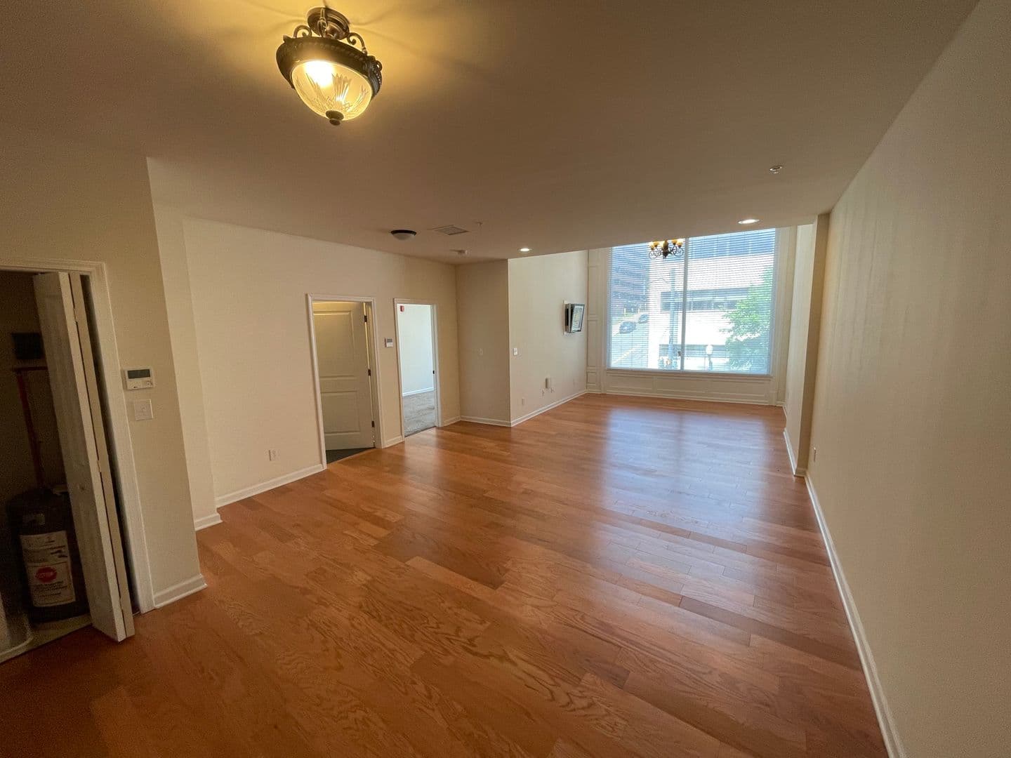 Albany Apartment: 99 Pine Street