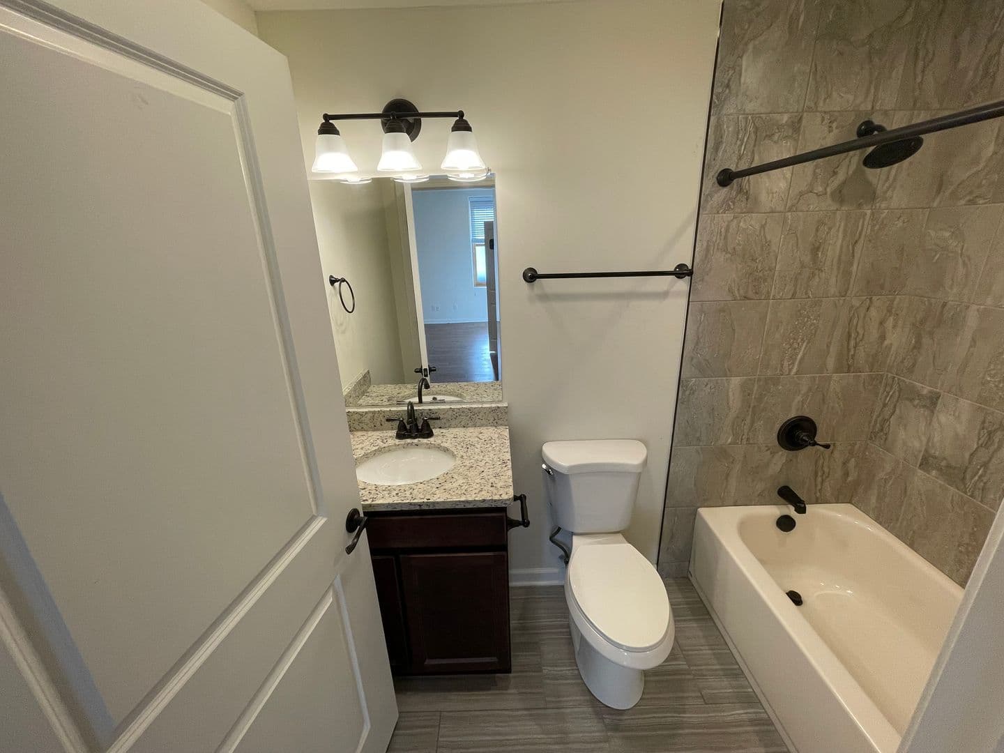 Albany Apartment: 99 Pine Street