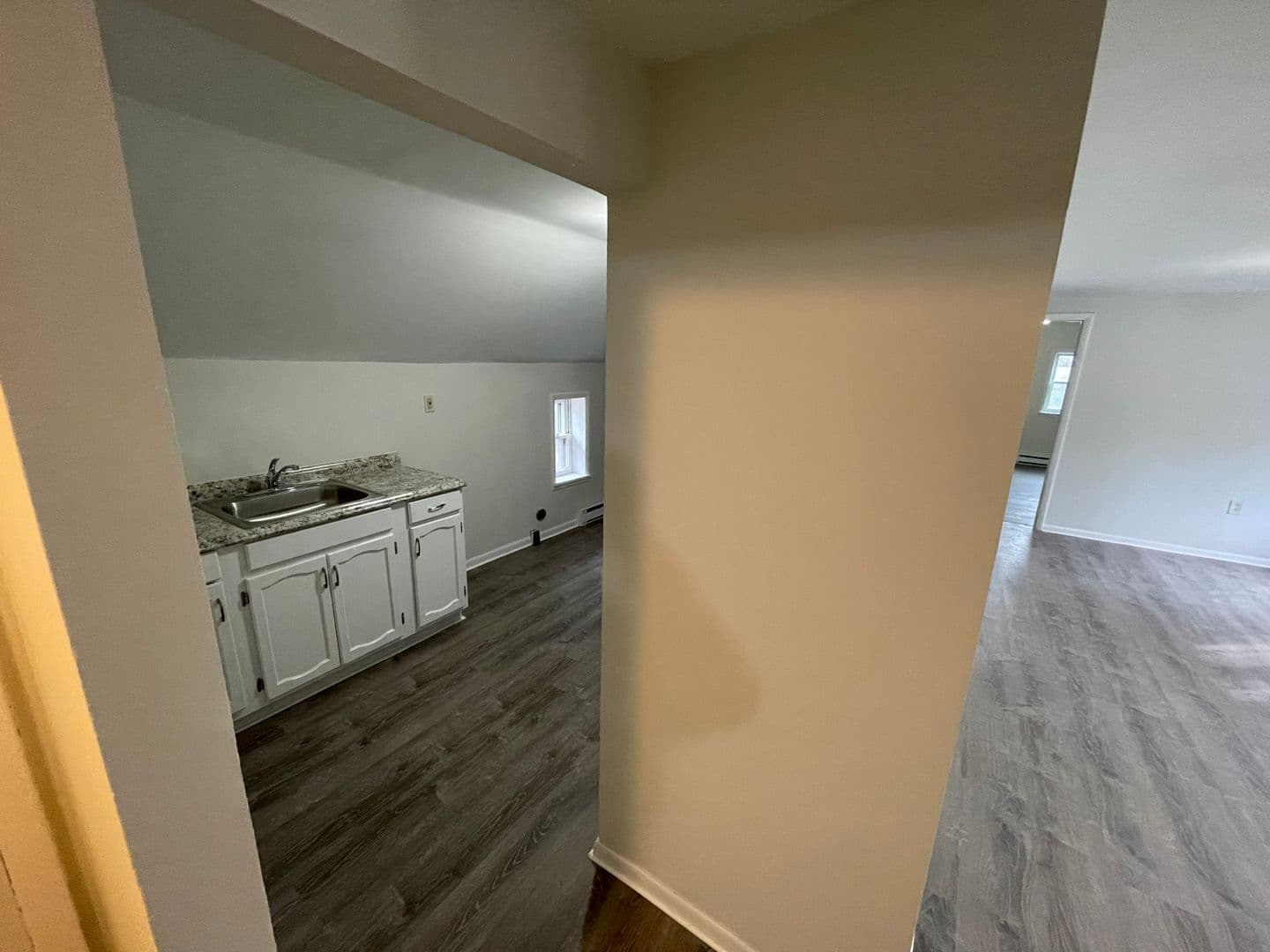 Duanesburg Apartment: 1810-1812 Duanesburg Rd
