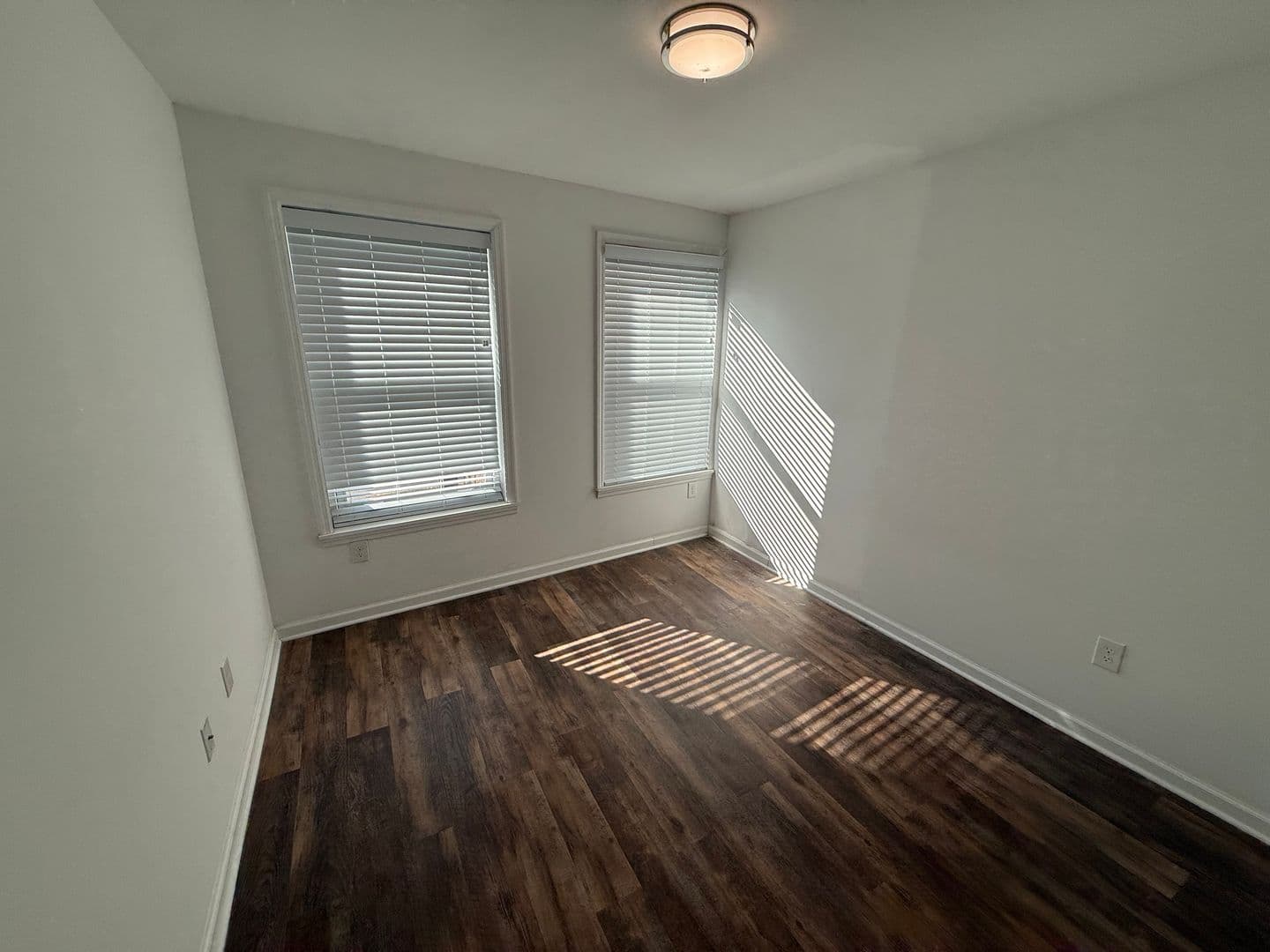 Albany Apartment: 402 Broadway