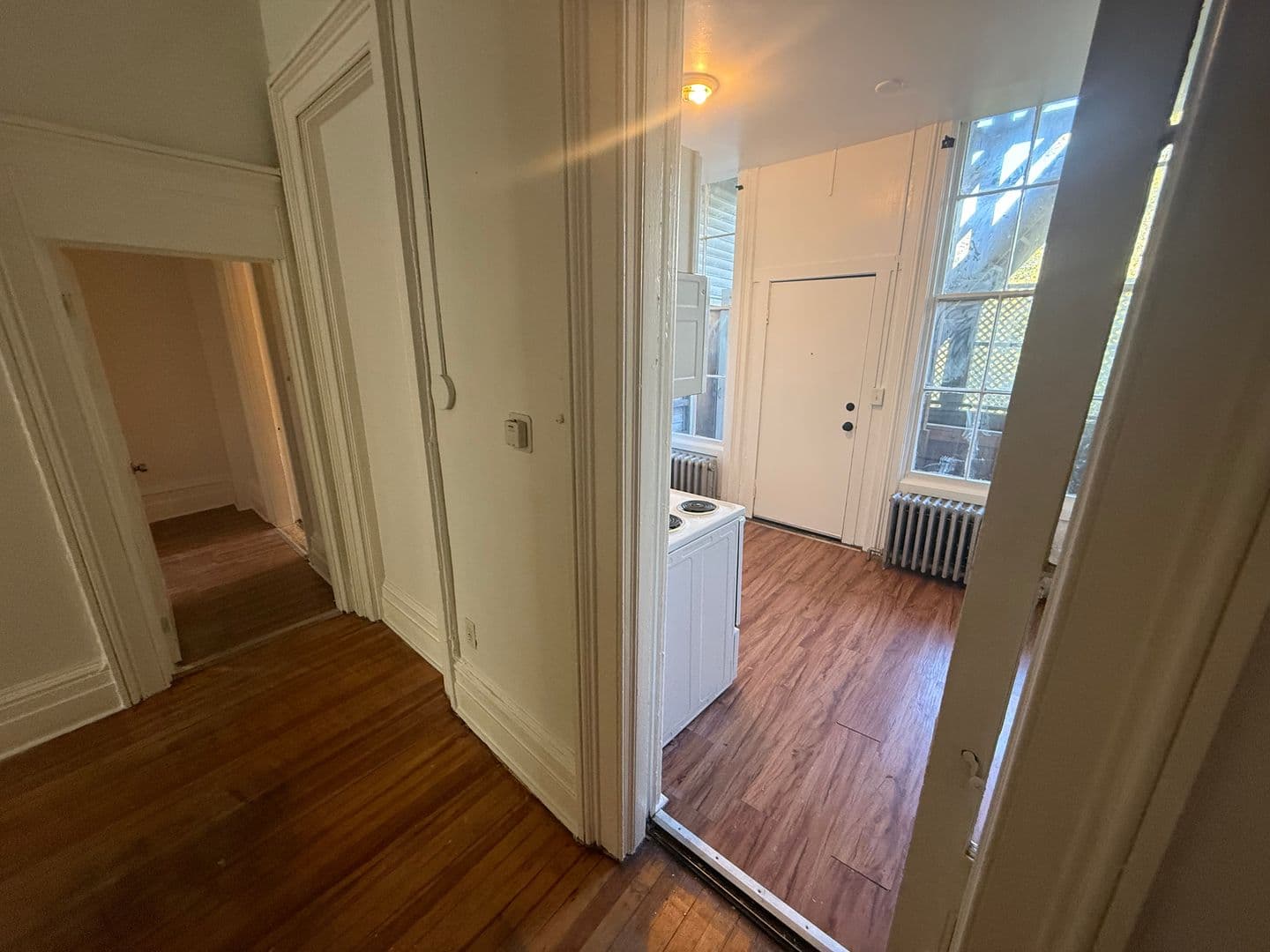 Albany Apartment: 55 Ten Broeck St
