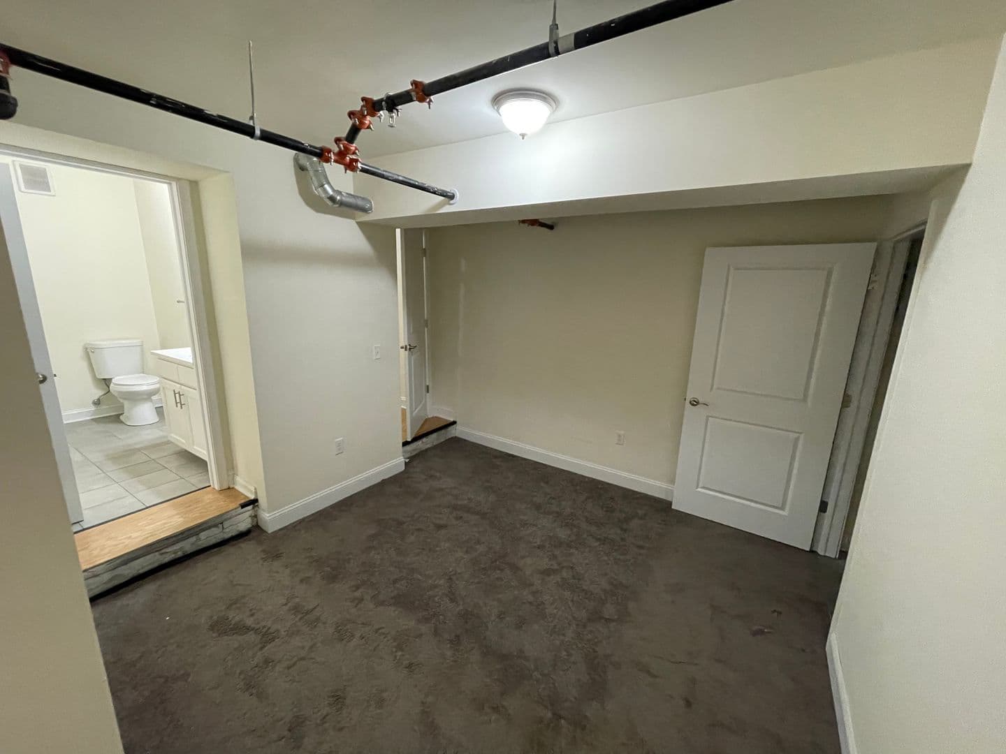 Albany Apartment: 883 Broadway