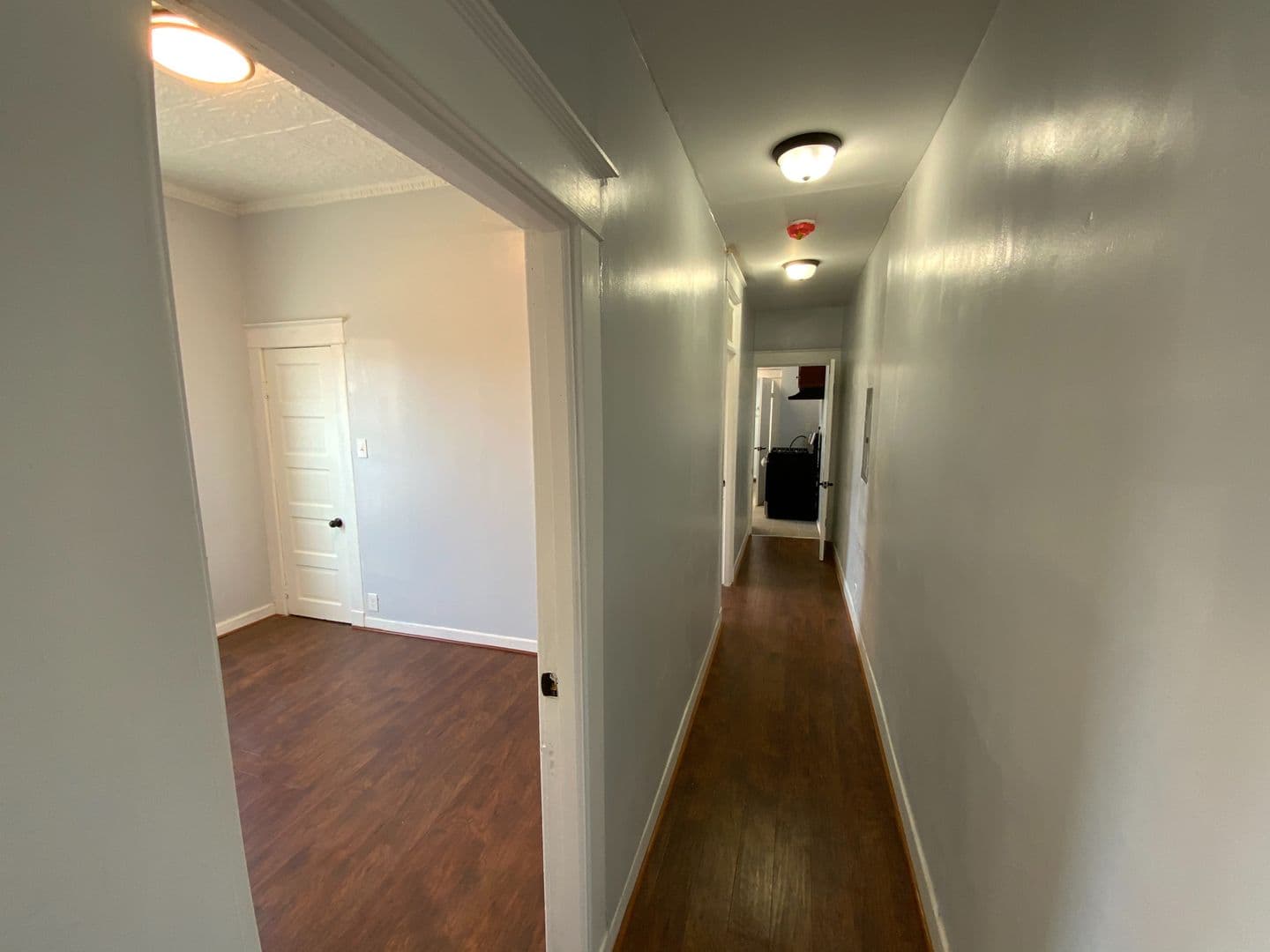 Amsterdam Apartment: 263 Division St