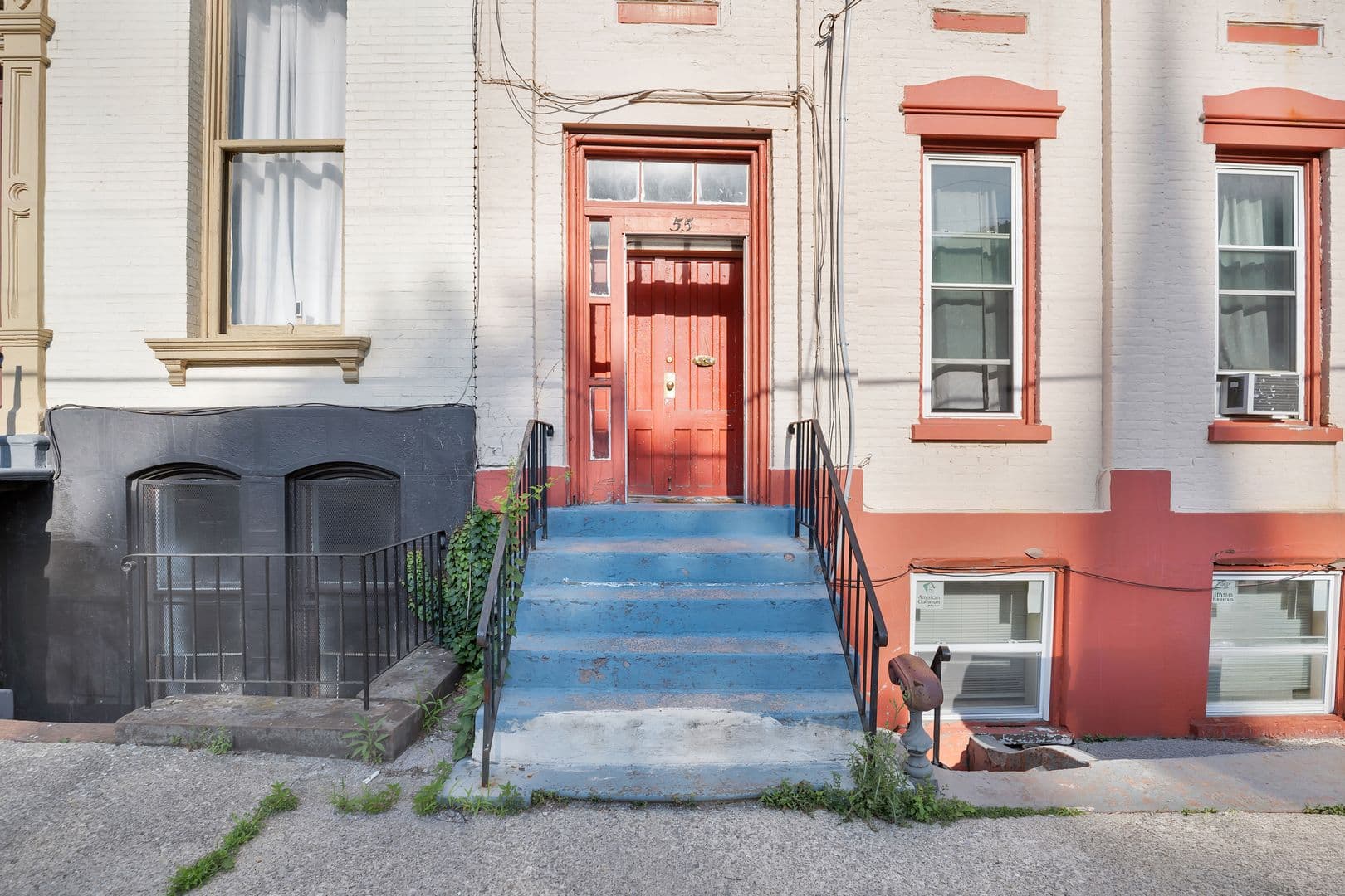 Albany Apartment: 55 Ten Broeck St