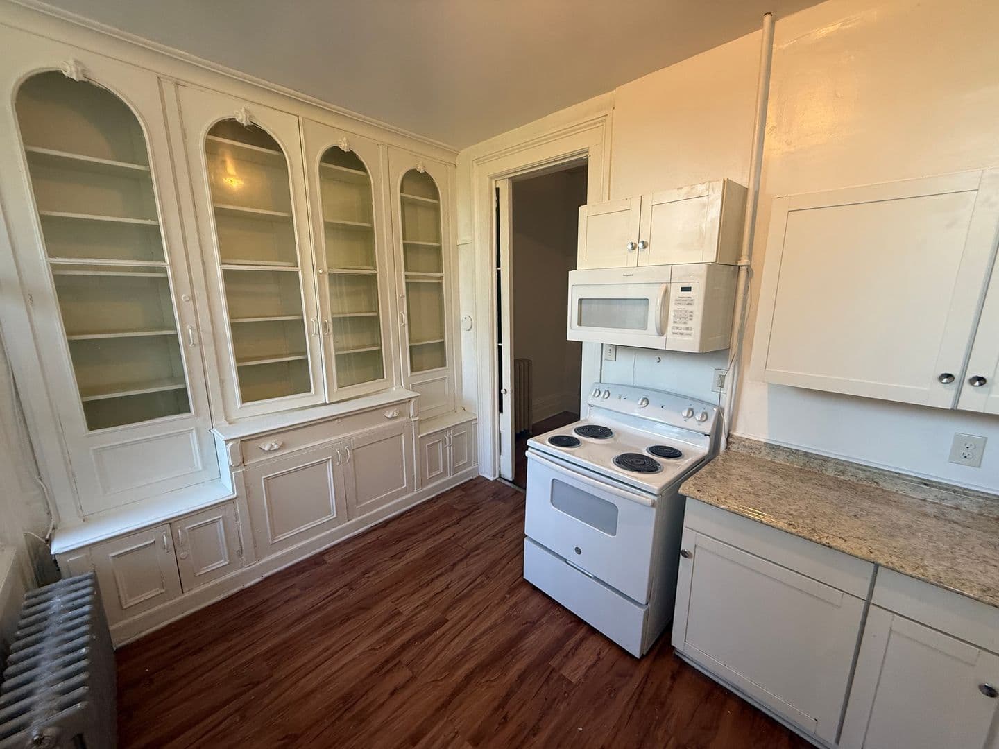 Albany Apartment: 55 Ten Broeck St