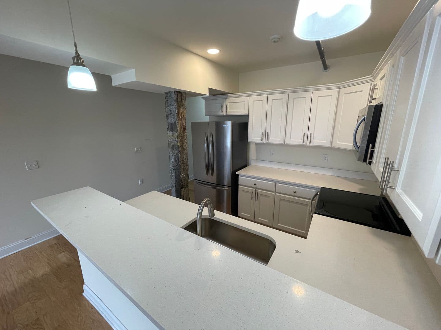 Albany Apartment: 883 Broadway