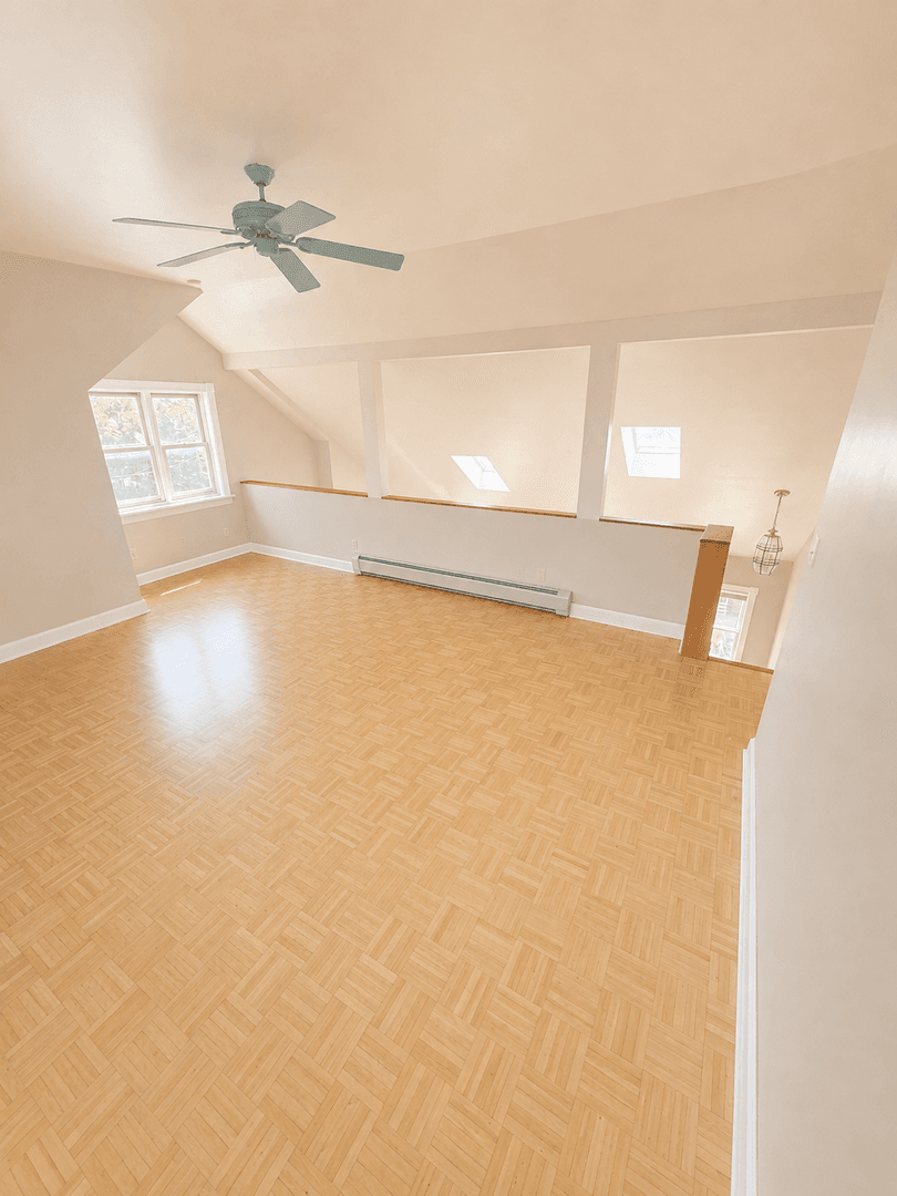 Albany Apartment: 139 Jefferson St