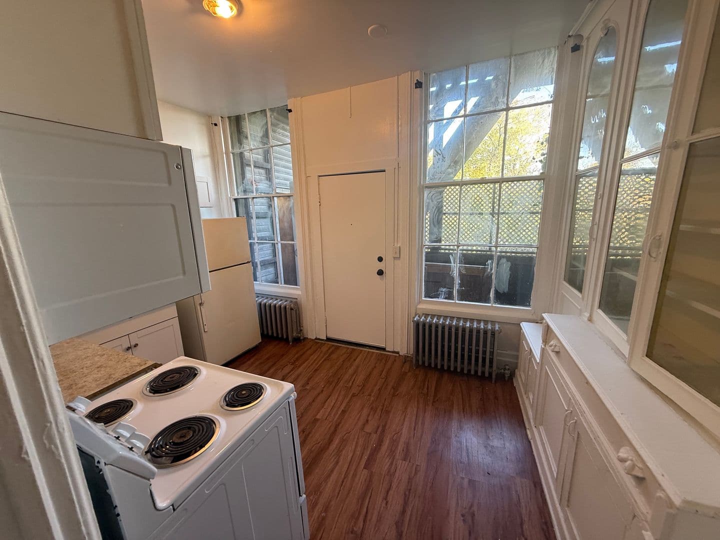 Albany Apartment: 55 Ten Broeck St