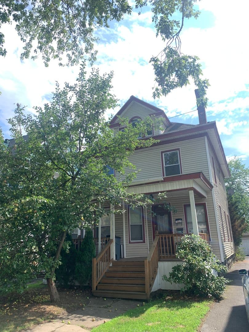 Schenectady Apartment: 1516 Union Street