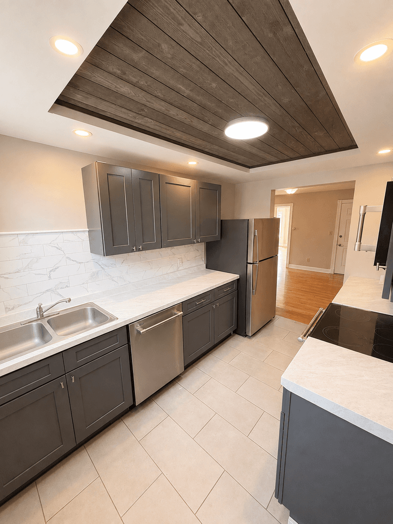 Albany Apartment: 139 Jefferson St
