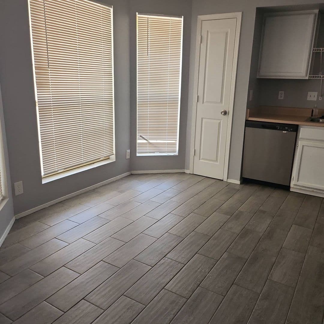 Rio Rancho House: 1896 Lee Loop NW