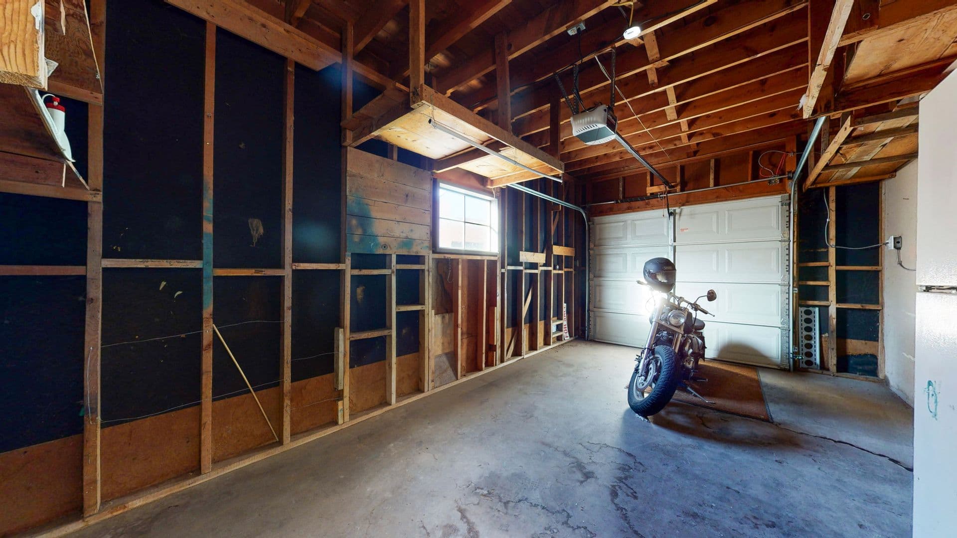 ALBUQUERQUE House: 6112 Zimmerman Avenue NE