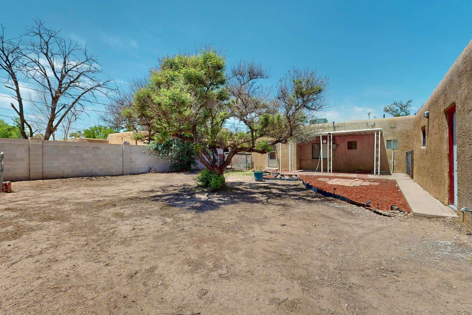 Albuquerque House: 5016 5th Street NW