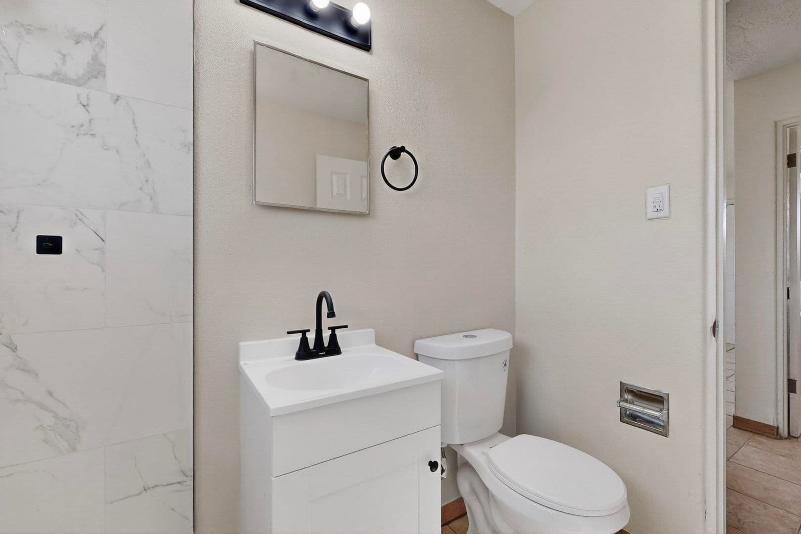 Albuquerque Apartment: Z536 Cardenas Dr SE