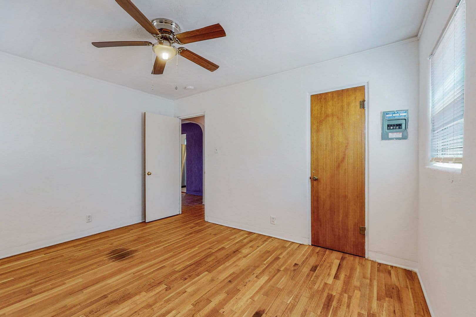 Albuquerque House: 1716 Bryn Mawr Dr NE
