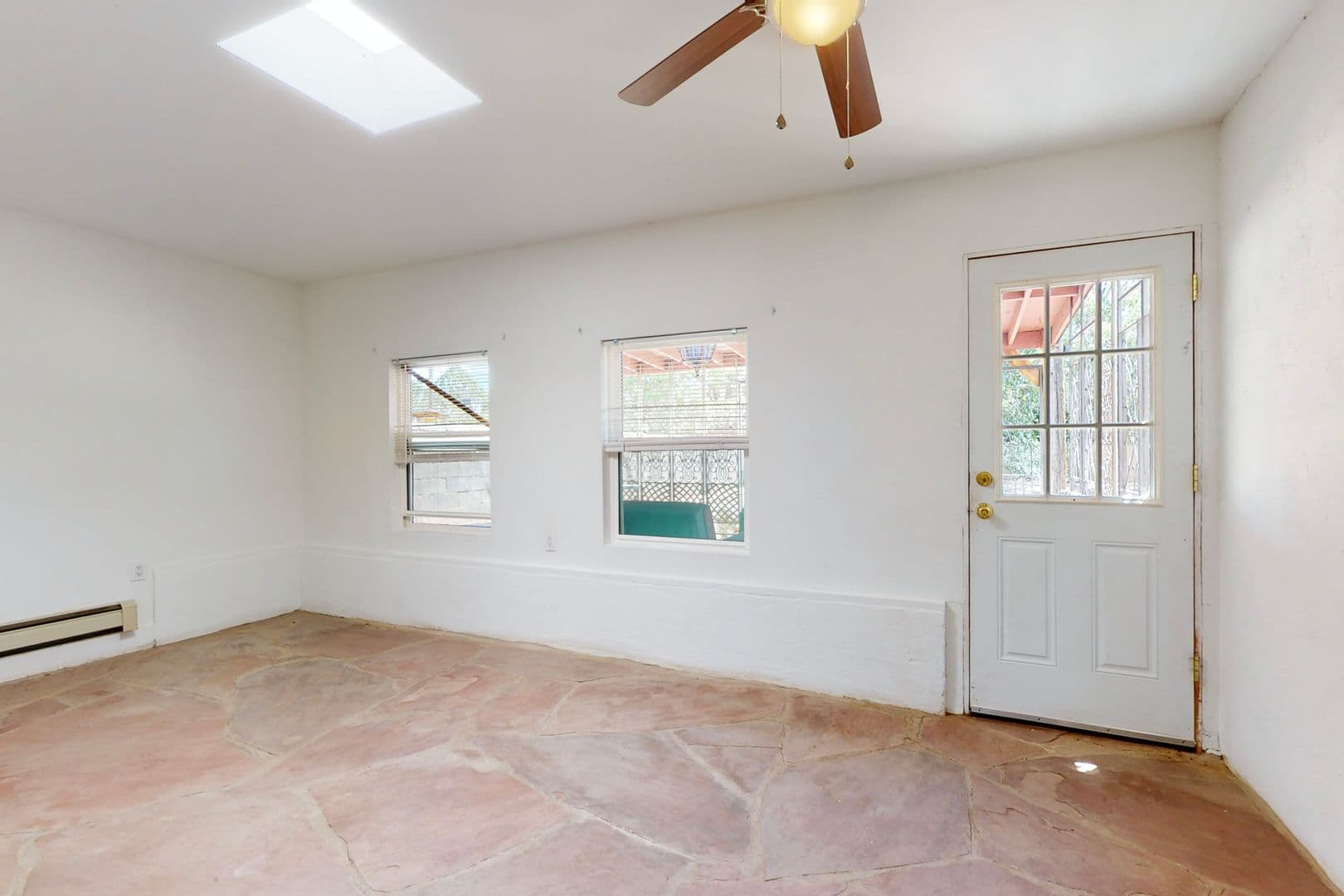 Albuquerque House: 1716 Bryn Mawr Dr NE