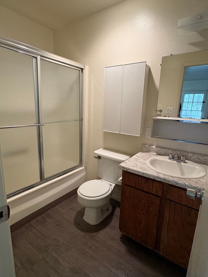 Albuquerque Apartment: 504 Candelaria Blvd. NW