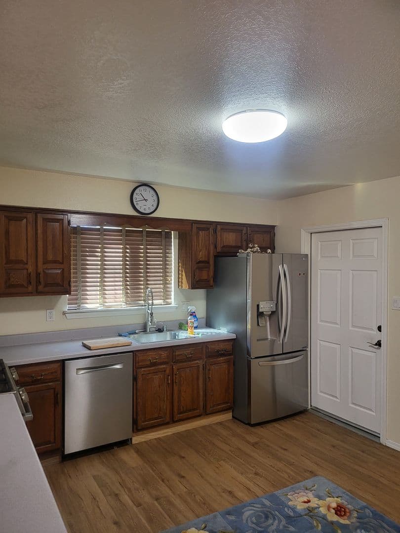 Albuquerque House: 13001 Skyview Ave NE