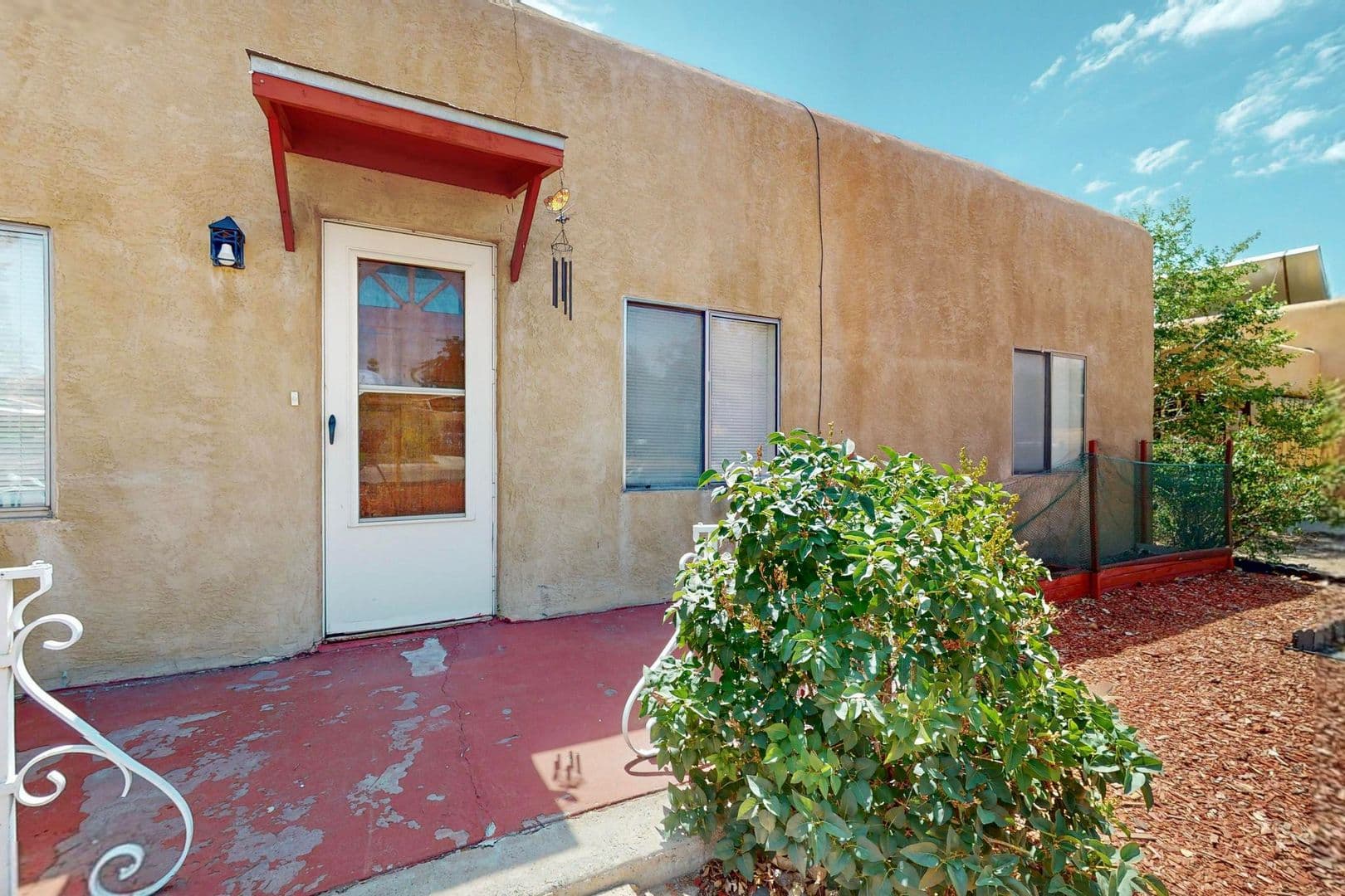 Albuquerque House: 5016 5th Street NW