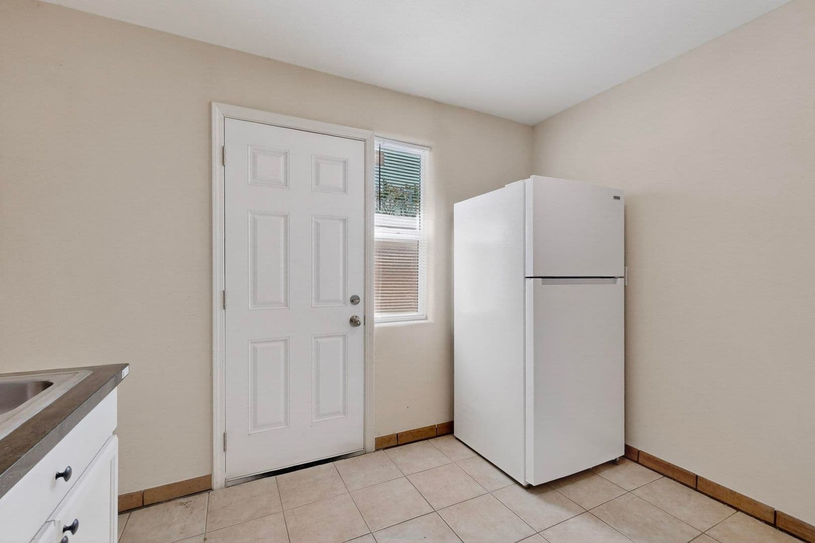 Albuquerque Apartment: Z536 Cardenas Dr SE