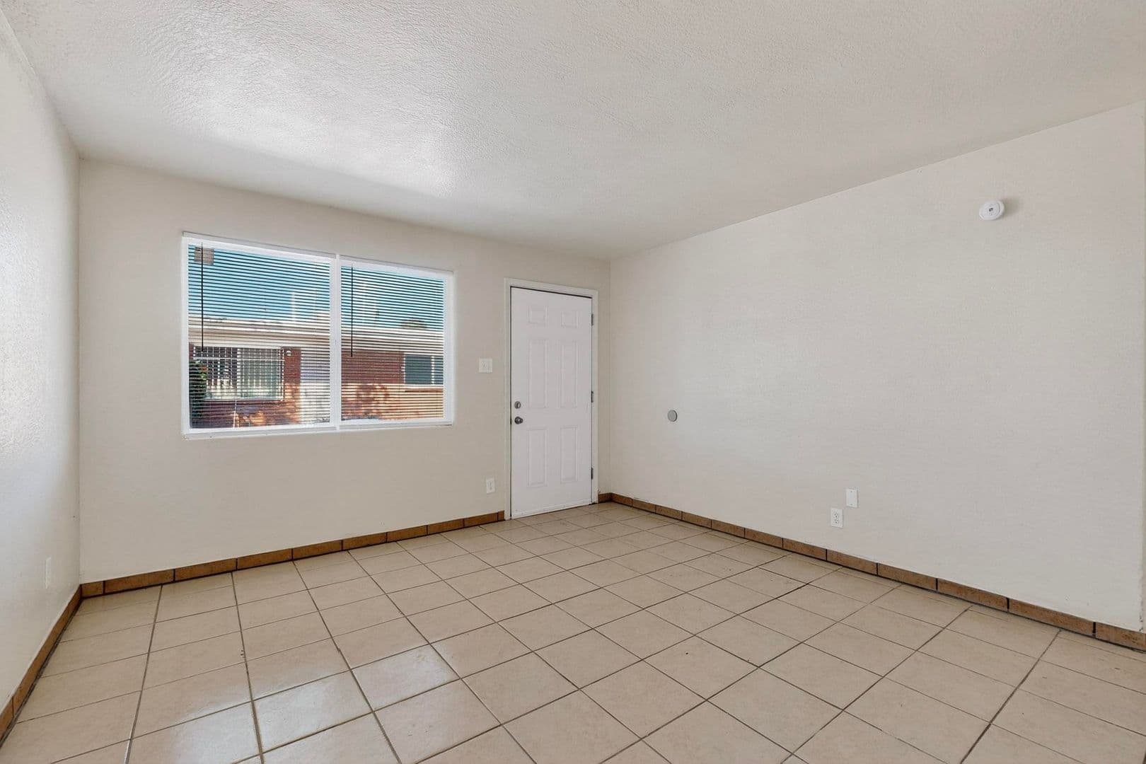 Albuquerque Apartment: Z540 Cardenas Dr SE
