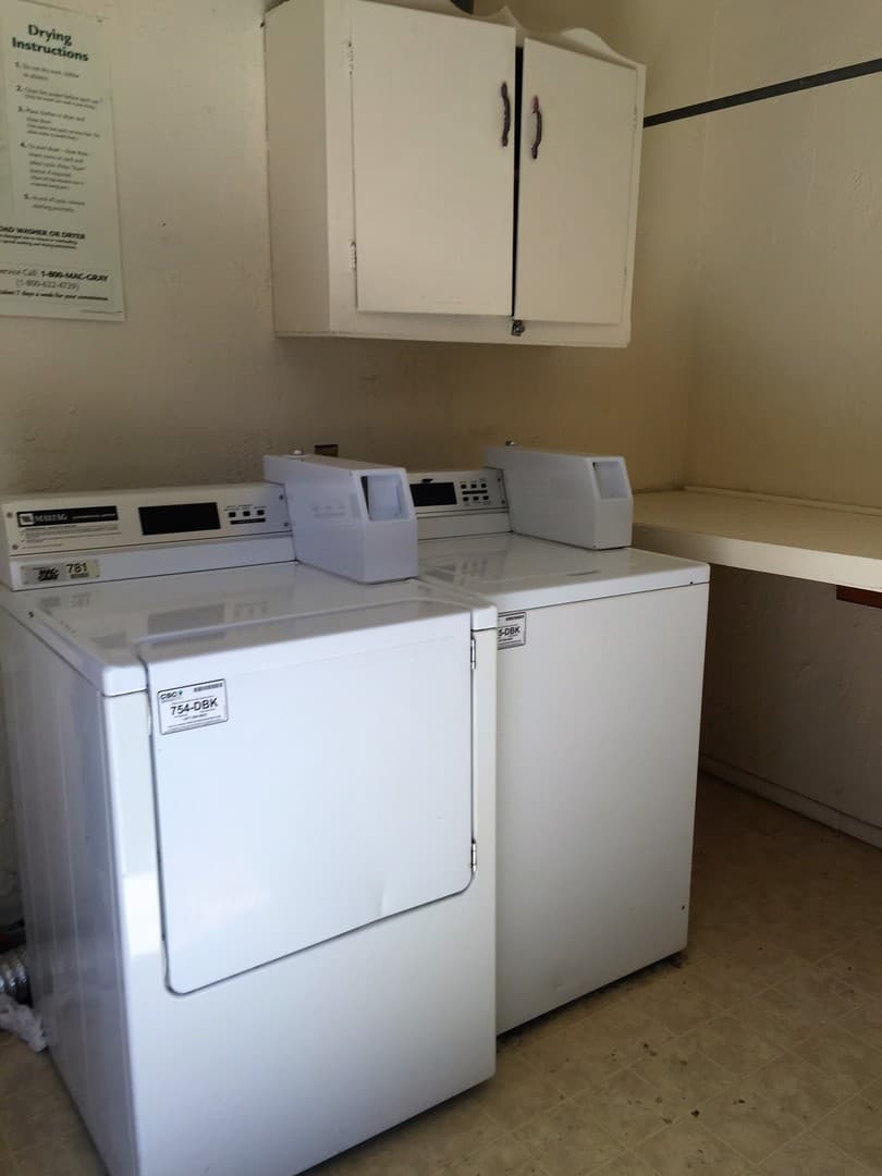 Albuquerque Apartment: 420 Jefferson St NE