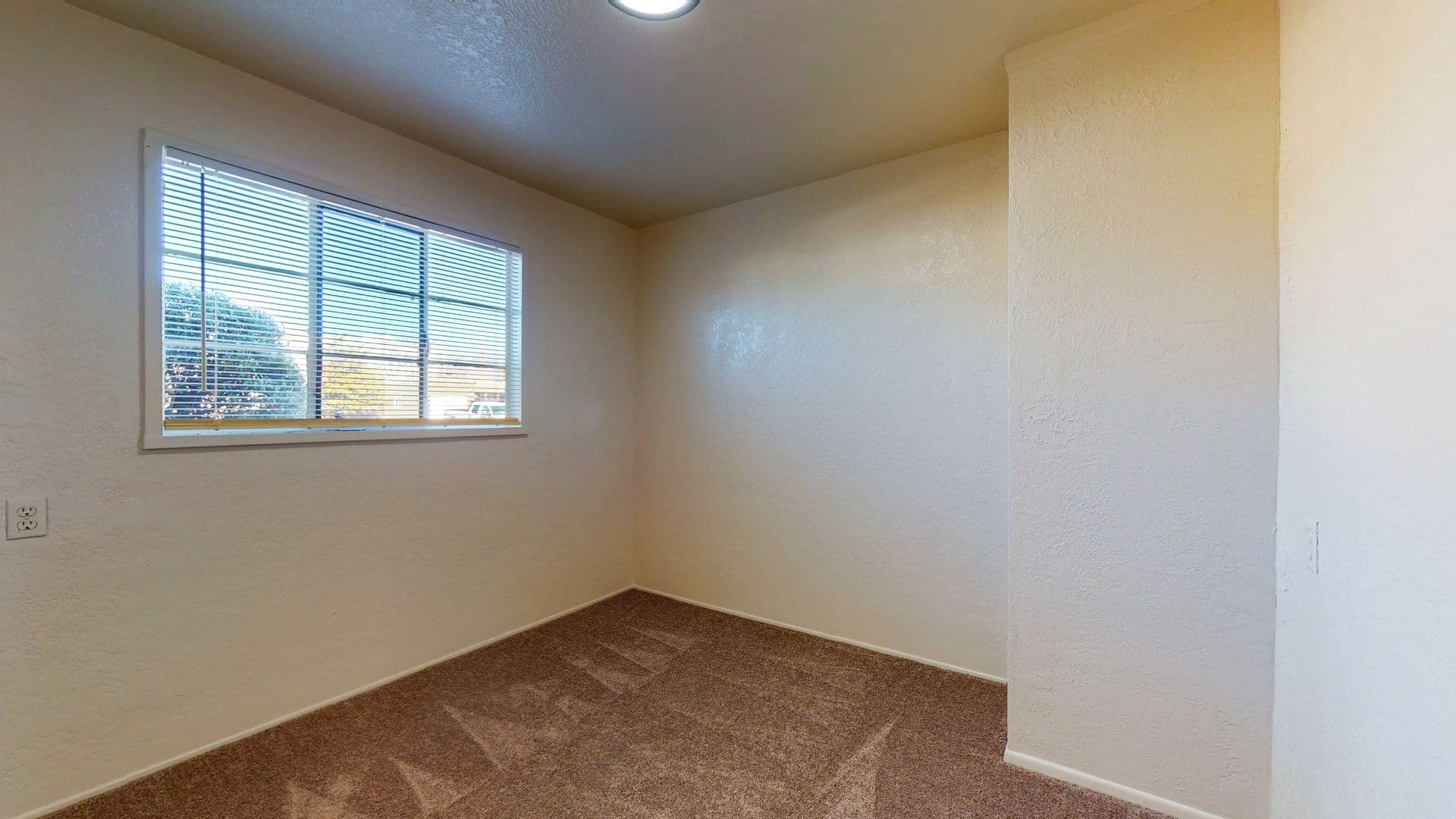 ALBUQUERQUE House: 6112 Zimmerman Avenue NE