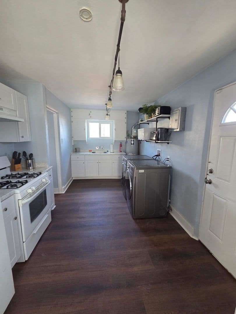 Albuquerque Apartment: 1521 Gold Ave SE