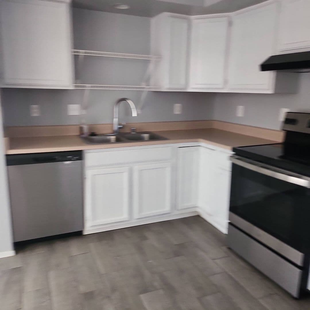 Rio Rancho House: 1896 Lee Loop NW