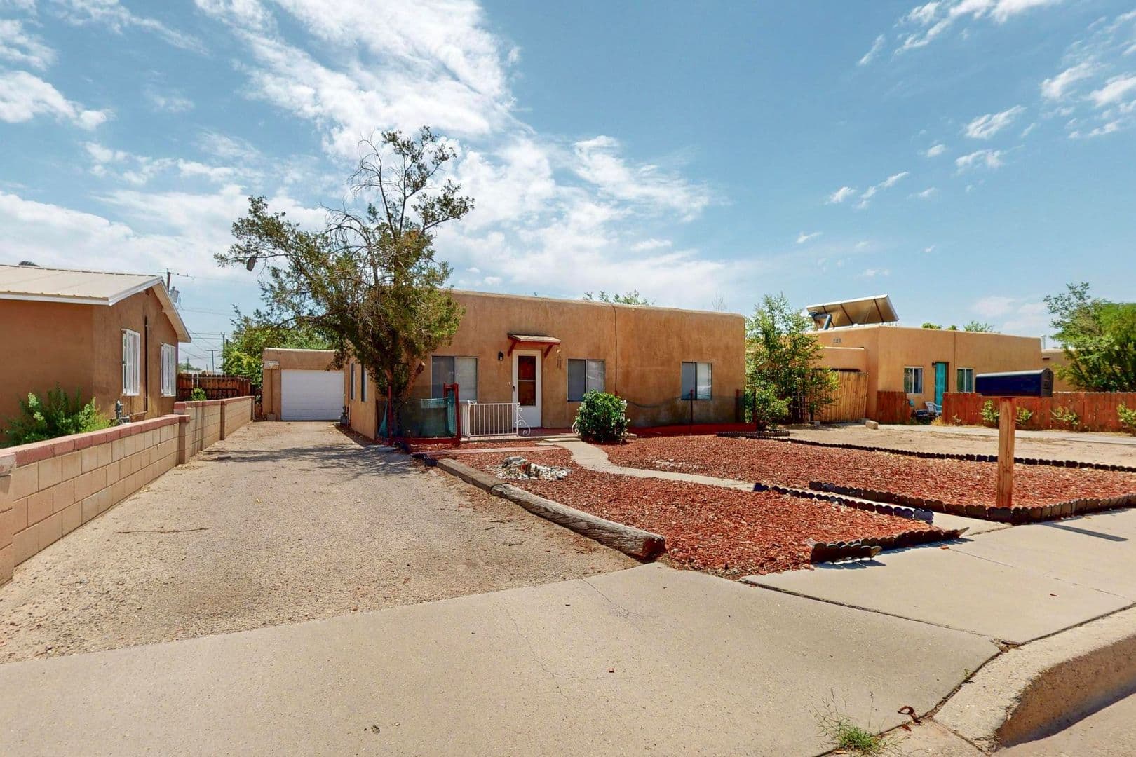 Albuquerque House: 5016 5th Street NW