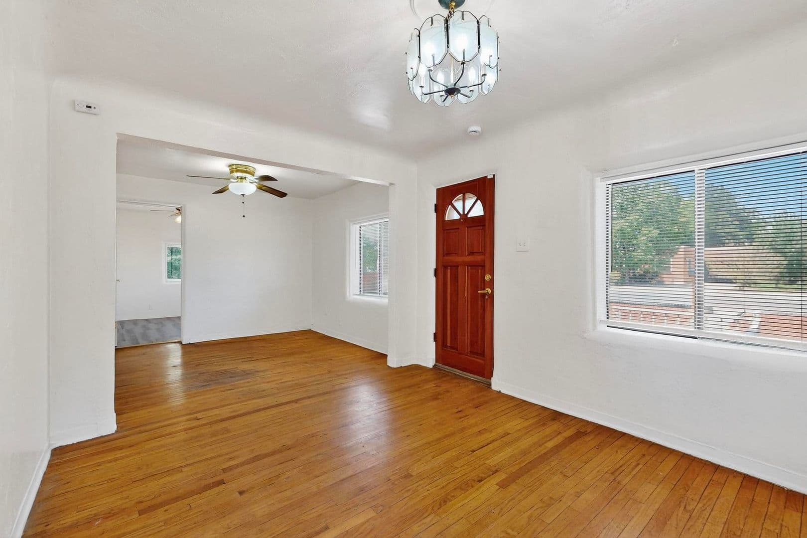 Albuquerque House: 5016 5th Street NW