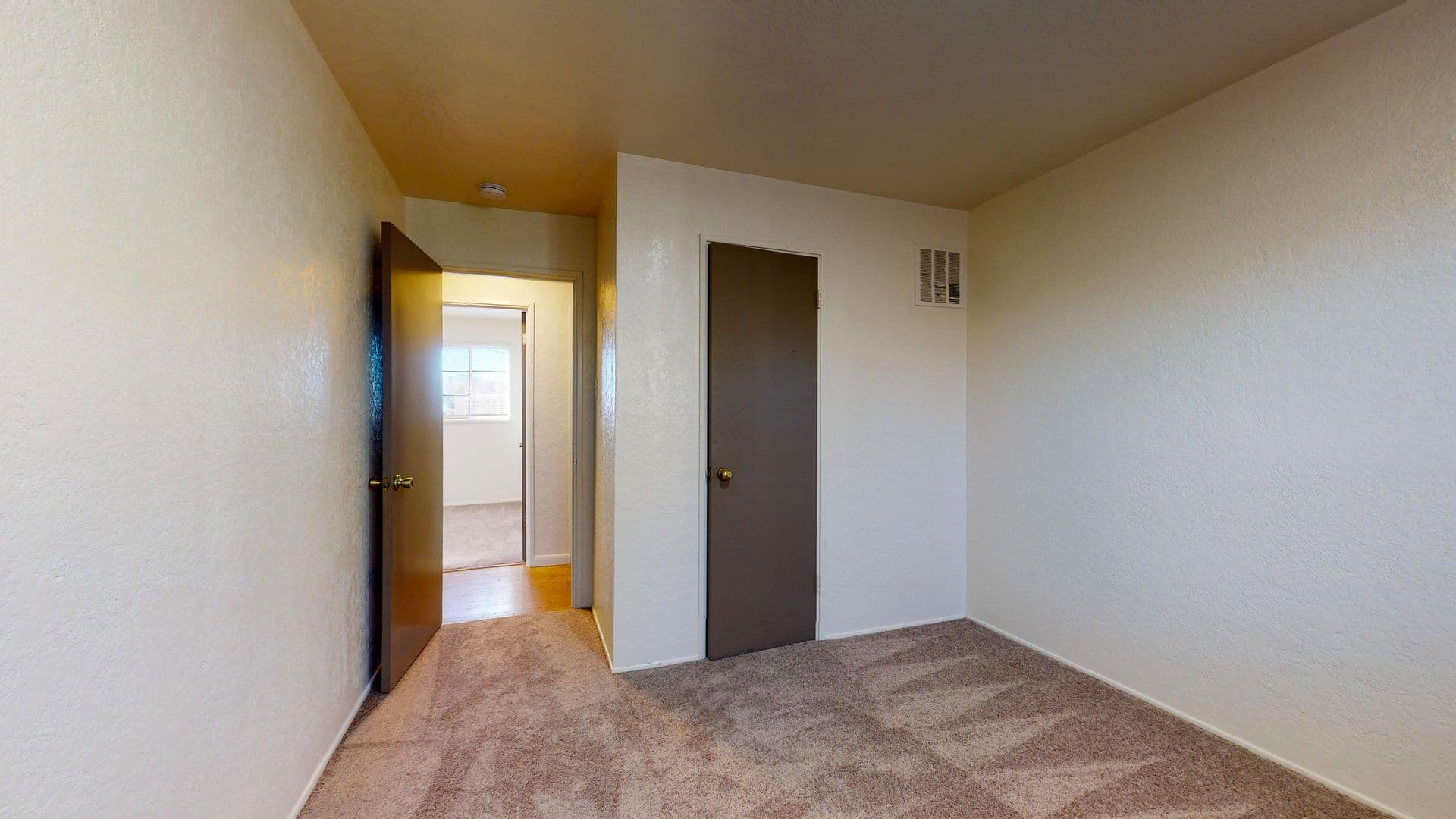 ALBUQUERQUE House: 6112 Zimmerman Avenue NE