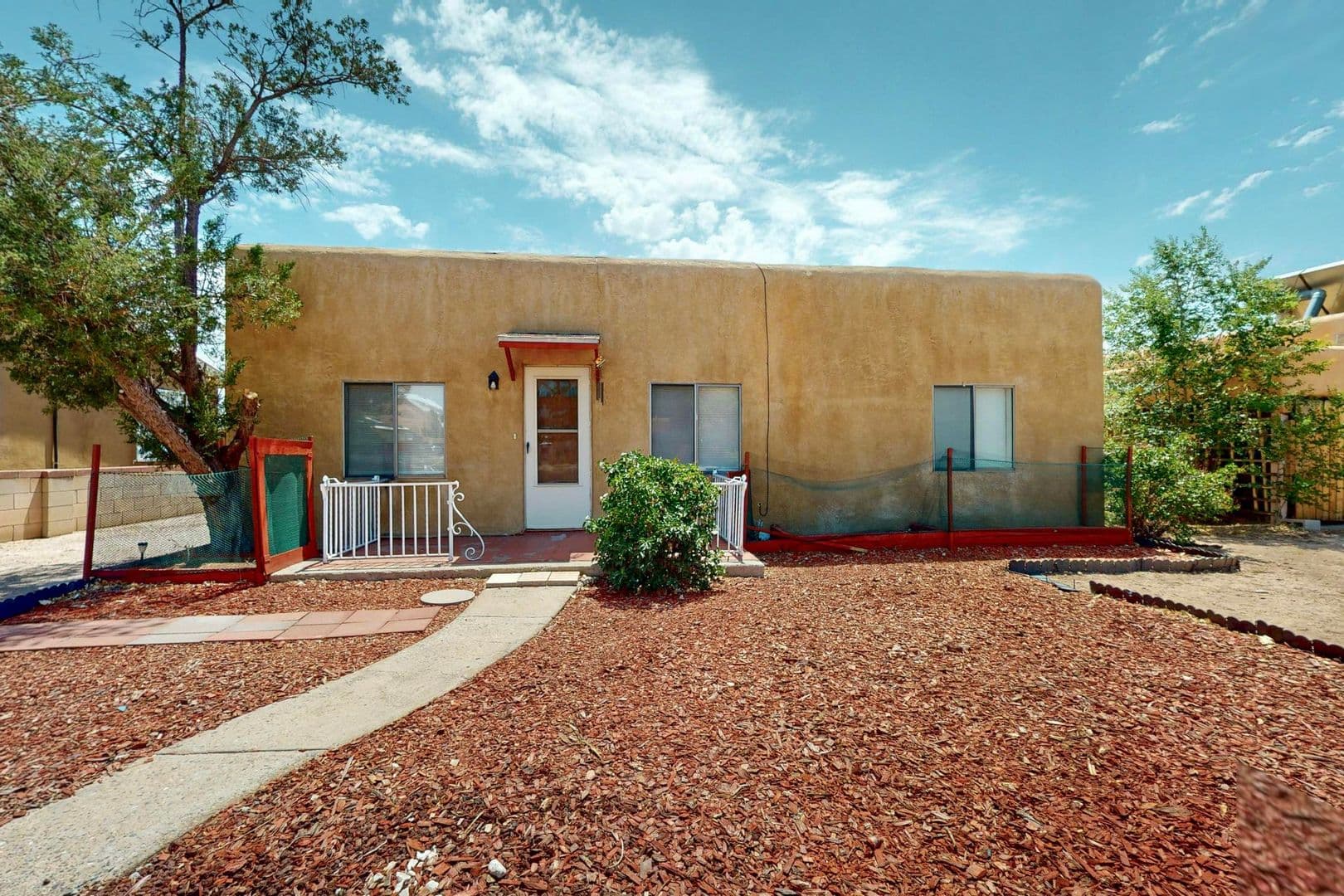 Albuquerque House: 5016 5th Street NW