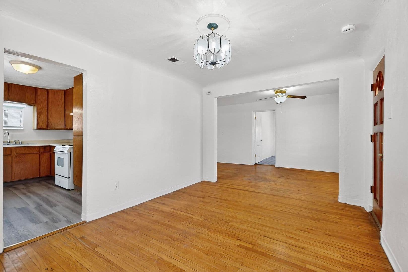 Albuquerque House: 5016 5th Street NW