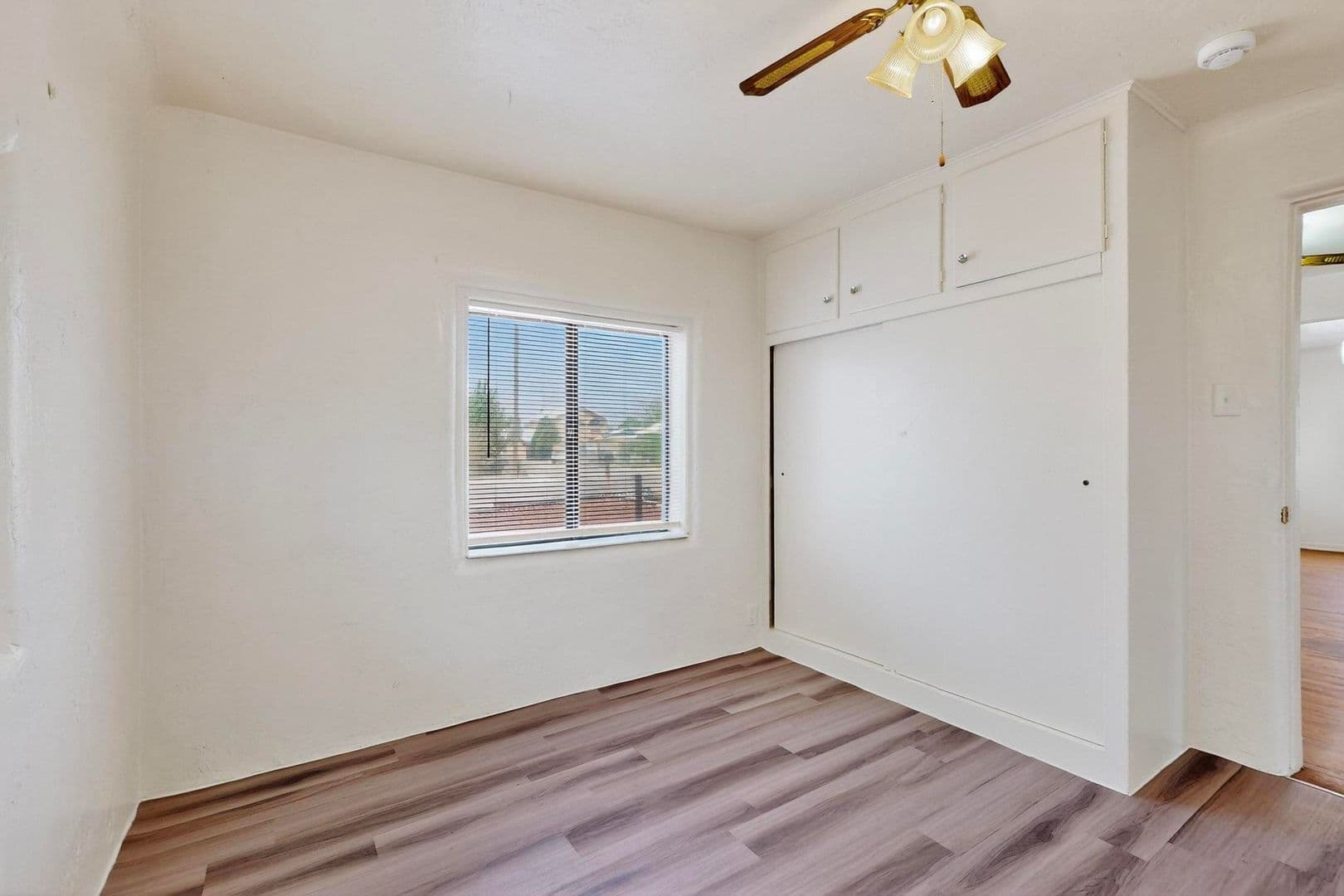 Albuquerque House: 5016 5th Street NW