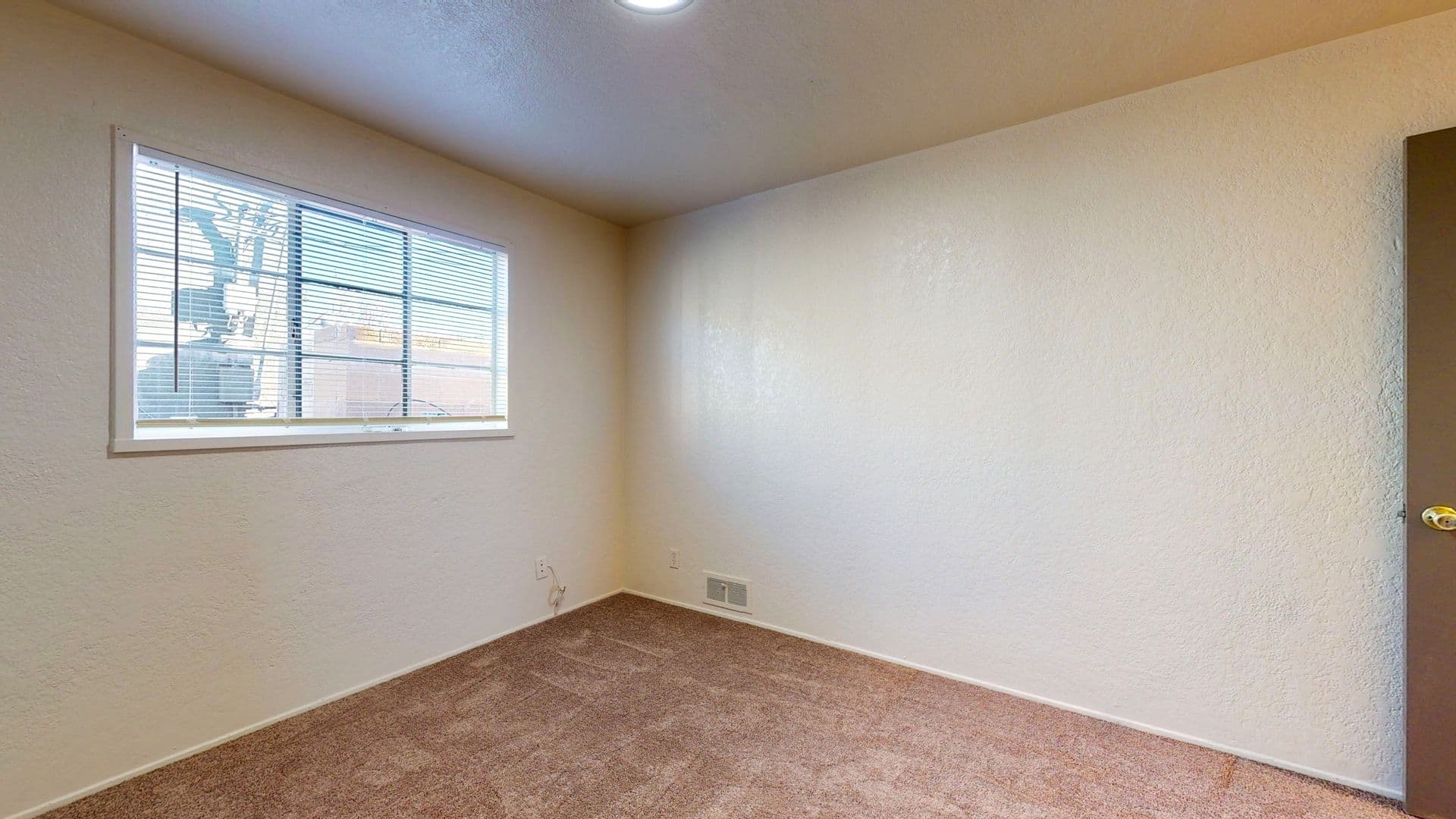 ALBUQUERQUE House: 6112 Zimmerman Avenue NE
