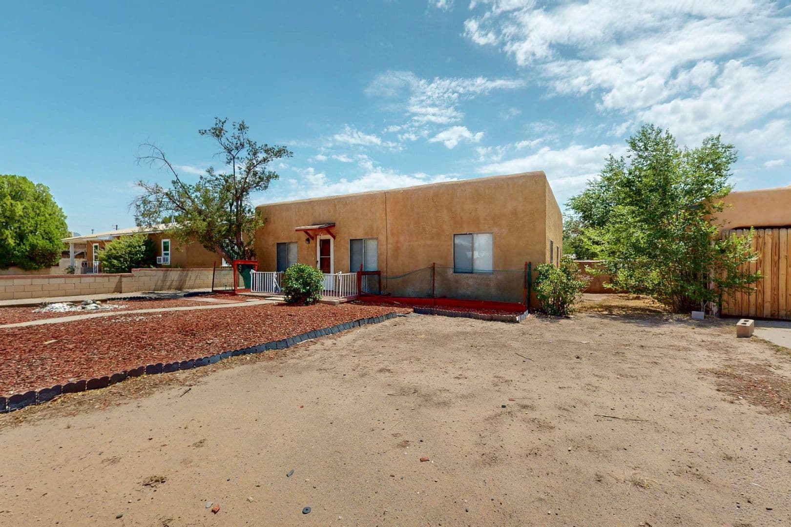 Albuquerque House: 5016 5th Street NW