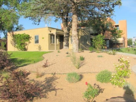 ALBUQUERQUE Apartment: 1400-1416 VASSAR DRIVE NE