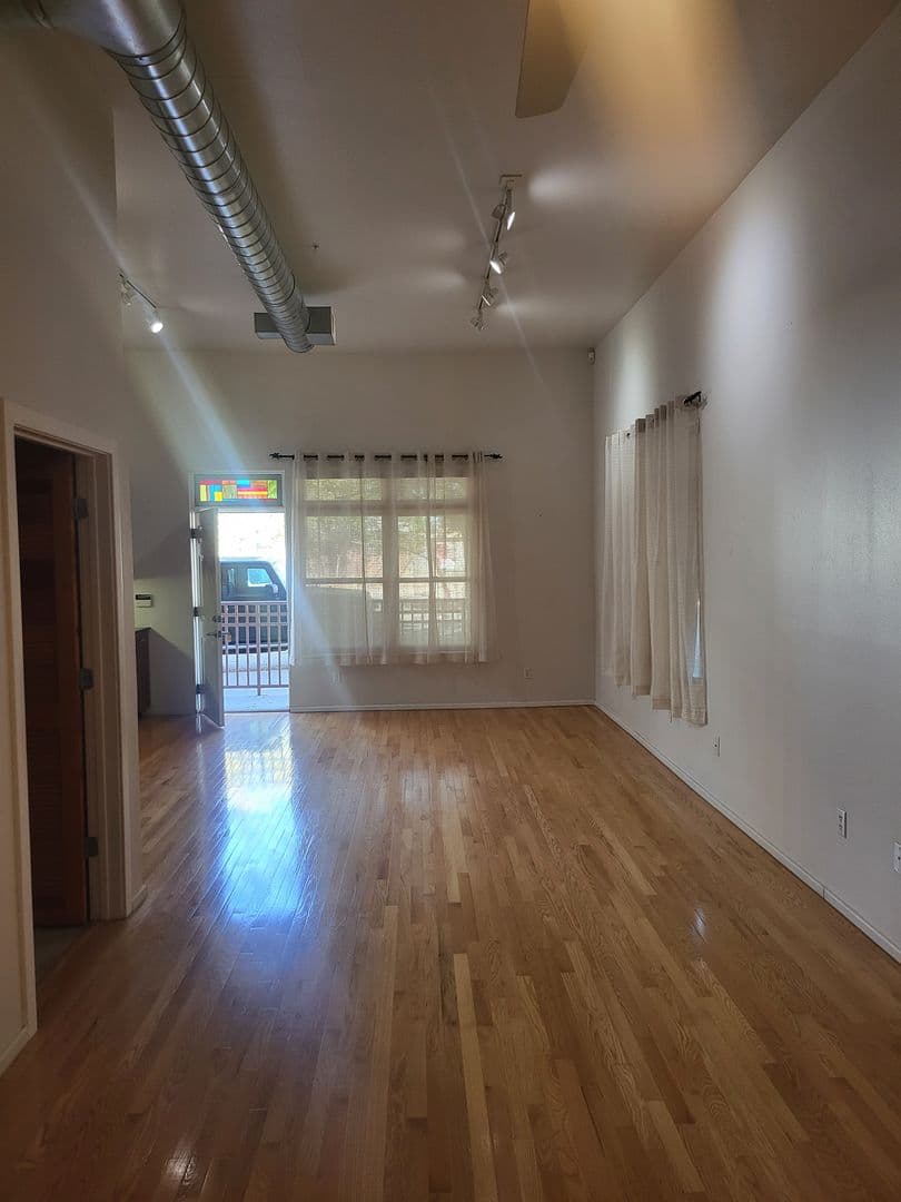 Albuquerque House: 400 Copper Ave  NE unit 104