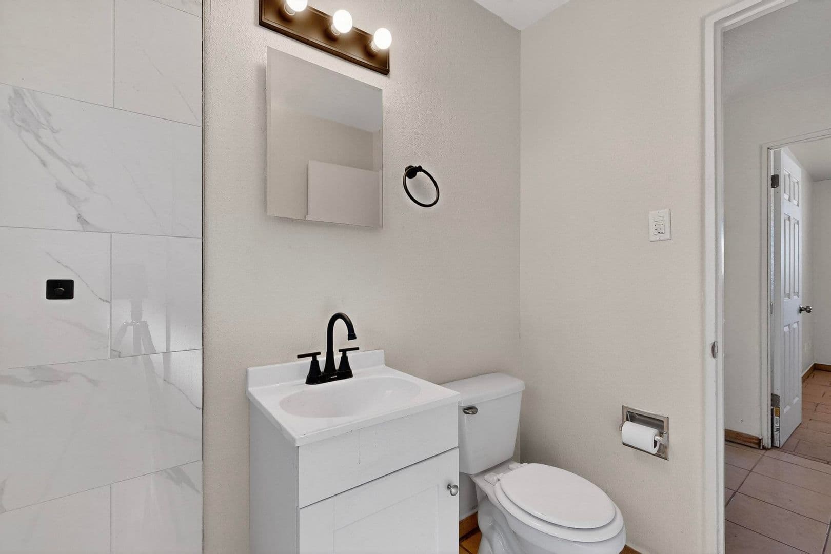 Albuquerque Apartment: Z540 Cardenas Dr SE
