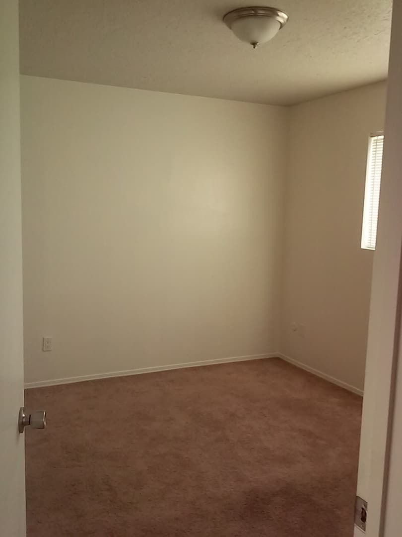 Albuquerque Apartment: 11101 Towner Ave NE